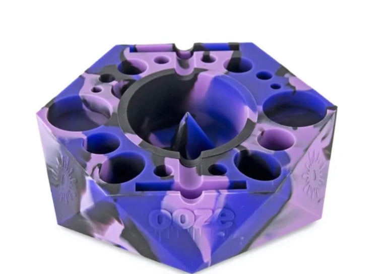 BANGARANG Multipurpose Silicone Tray with Removal Banger Ashtray