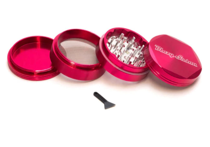 4 - PIECE GRINDER