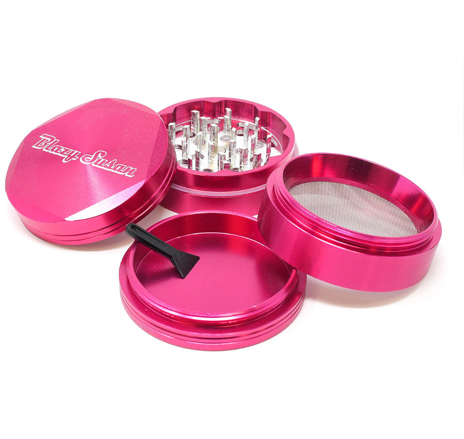 4 - PIECE GRINDER