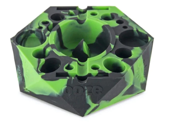 BANGARANG Multipurpose Silicone Tray with Removal Banger Ashtray