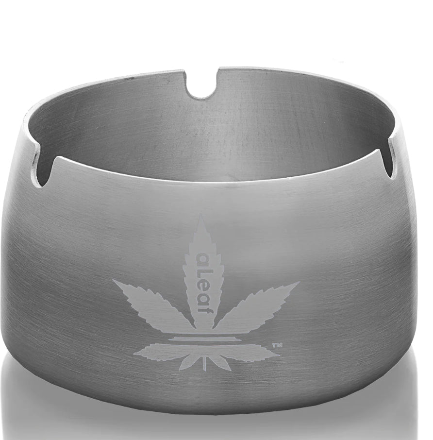 ALLOY AN ASHTRAY