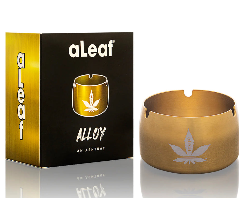 ALLOY AN ASHTRAY